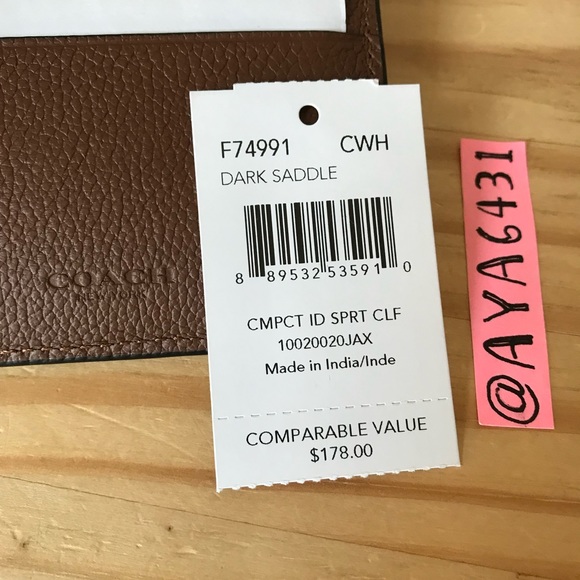 Coach Men’s Wallet 🎈🎈 - Picture 9 of 9